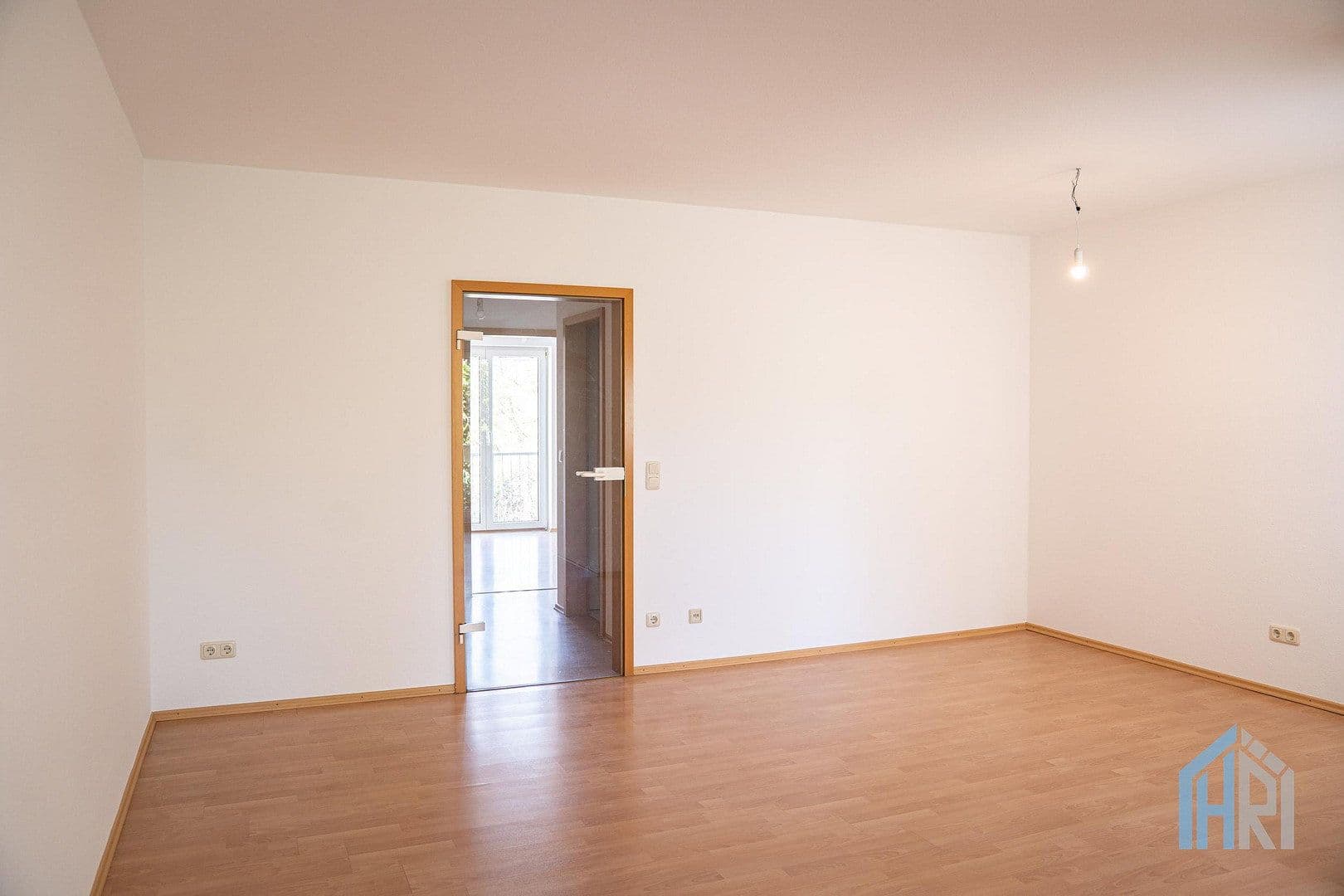 Pronájem bytu 2+1 64 m², Bad Kreuznach, Porýní-Falc Pronájem bytu 2+1 64 m², Bad Kreuznach, Porýní-Falc