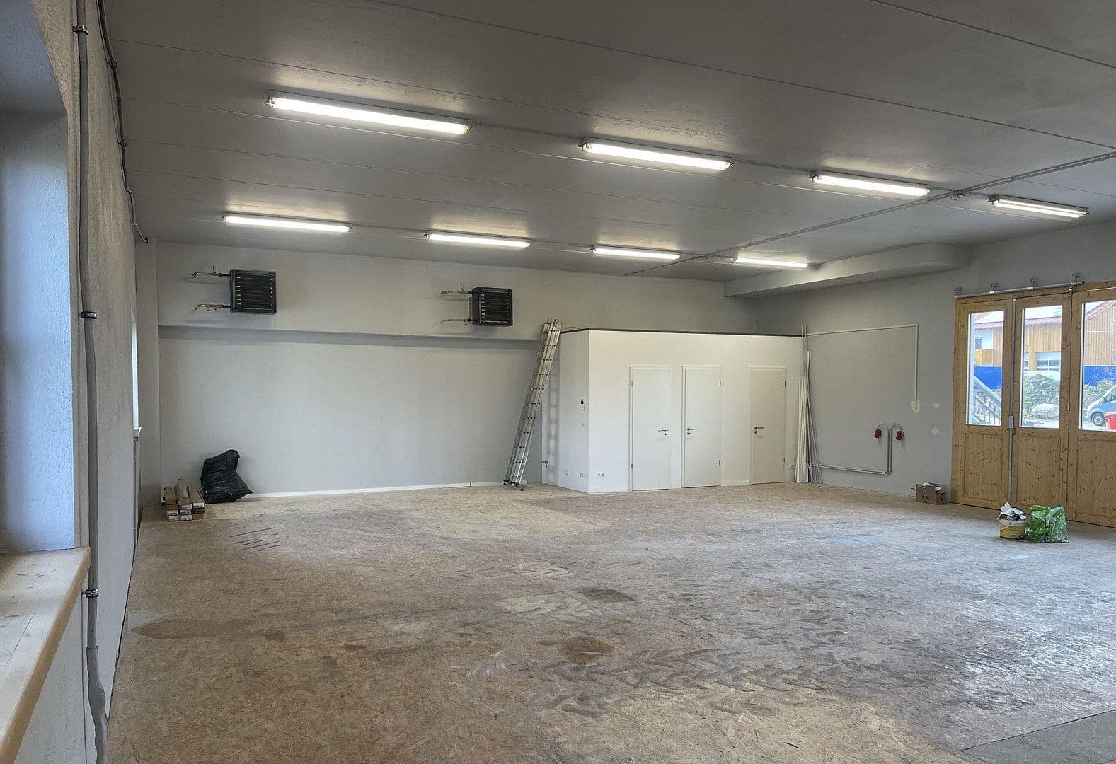 Pronájem nebytového prostoru 160 m², Uffing, Bavorsko Pronájem nebytového prostoru 160 m², Uffing, Bavorsko