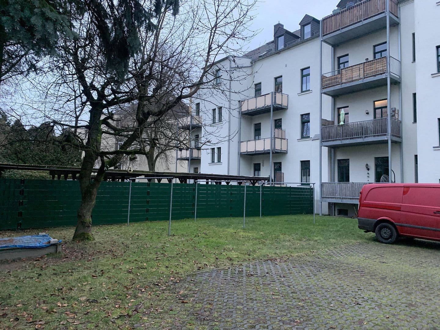 Pronájem bytu 4+1 97 m², Marienberger Straße 18, Chemnitz, Sasko Pronájem bytu 4+1 97 m², Marienberger Straße 18, Chemnitz, Sasko