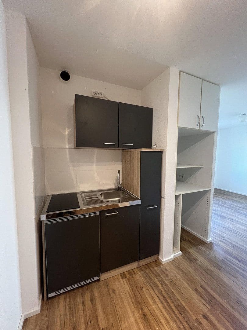 Pronájem bytu 1+1 26 m², Silcherstraße 3, Bad Rappenau, Bádensko-Württembersko Pronájem bytu 1+1 26 m², Silcherstraße 3, Bad Rappenau, Bádensko-Württembersko