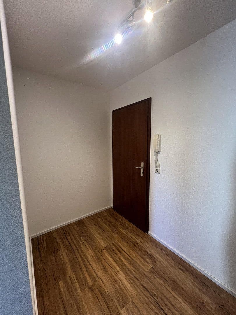 Pronájem bytu 1+1 26 m², Silcherstraße 3, Bad Rappenau, Bádensko-Württembersko Pronájem bytu 1+1 26 m², Silcherstraße 3, Bad Rappenau, Bádensko-Württembersko