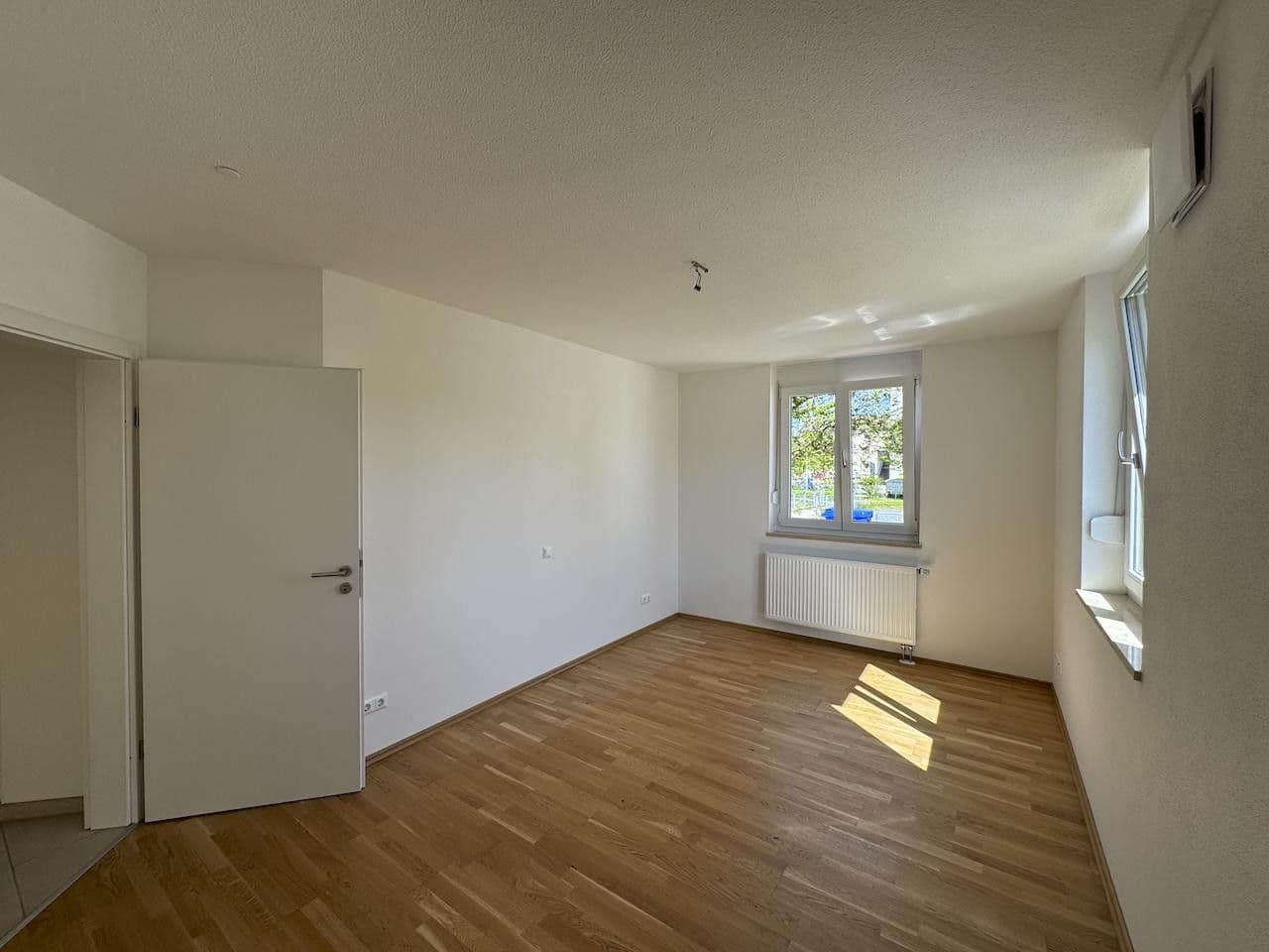 Prodej bytu 3+1 93 m², Robert-Schumann-Straße 49, Neuburg an der Donau, Bavorsko Prodej bytu 3+1 93 m², Robert-Schumann-Straße 49, Neuburg an der Donau, Bavorsko