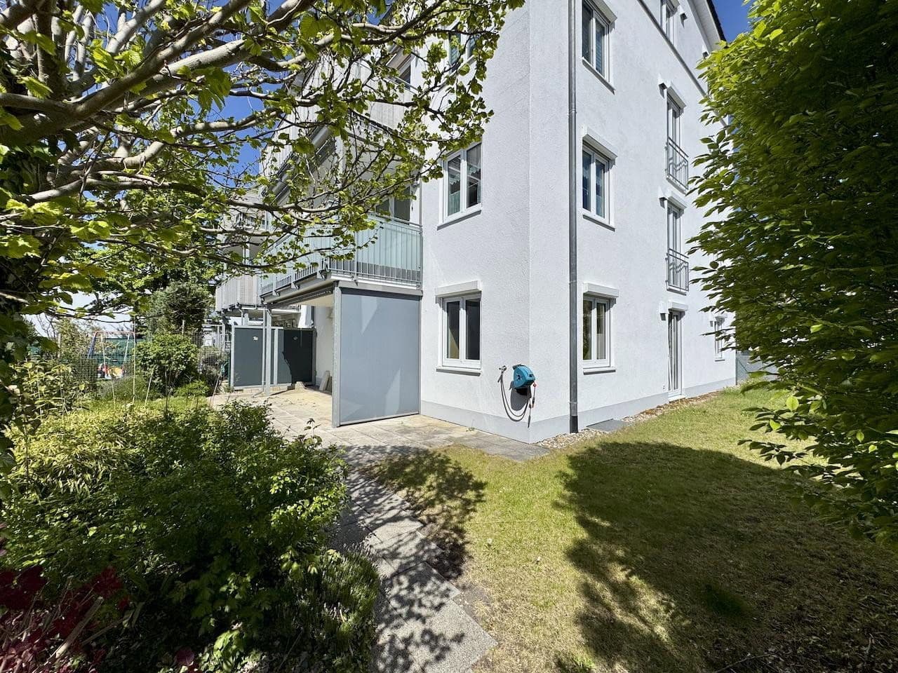 Prodej bytu 3+1 93 m², Robert-Schumann-Straße 49, Neuburg an der Donau, Bavorsko Prodej bytu 3+1 93 m², Robert-Schumann-Straße 49, Neuburg an der Donau, Bavorsko