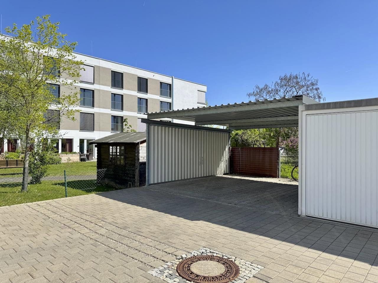 Prodej bytu 3+1 93 m², Robert-Schumann-Straße 49, Neuburg an der Donau, Bavorsko Prodej bytu 3+1 93 m², Robert-Schumann-Straße 49, Neuburg an der Donau, Bavorsko
