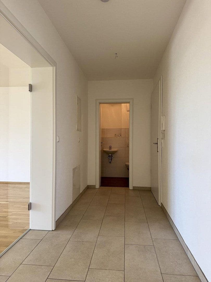 Prodej bytu 3+1 93 m², Robert-Schumann-Straße 49, Neuburg an der Donau, Bavorsko Prodej bytu 3+1 93 m², Robert-Schumann-Straße 49, Neuburg an der Donau, Bavorsko