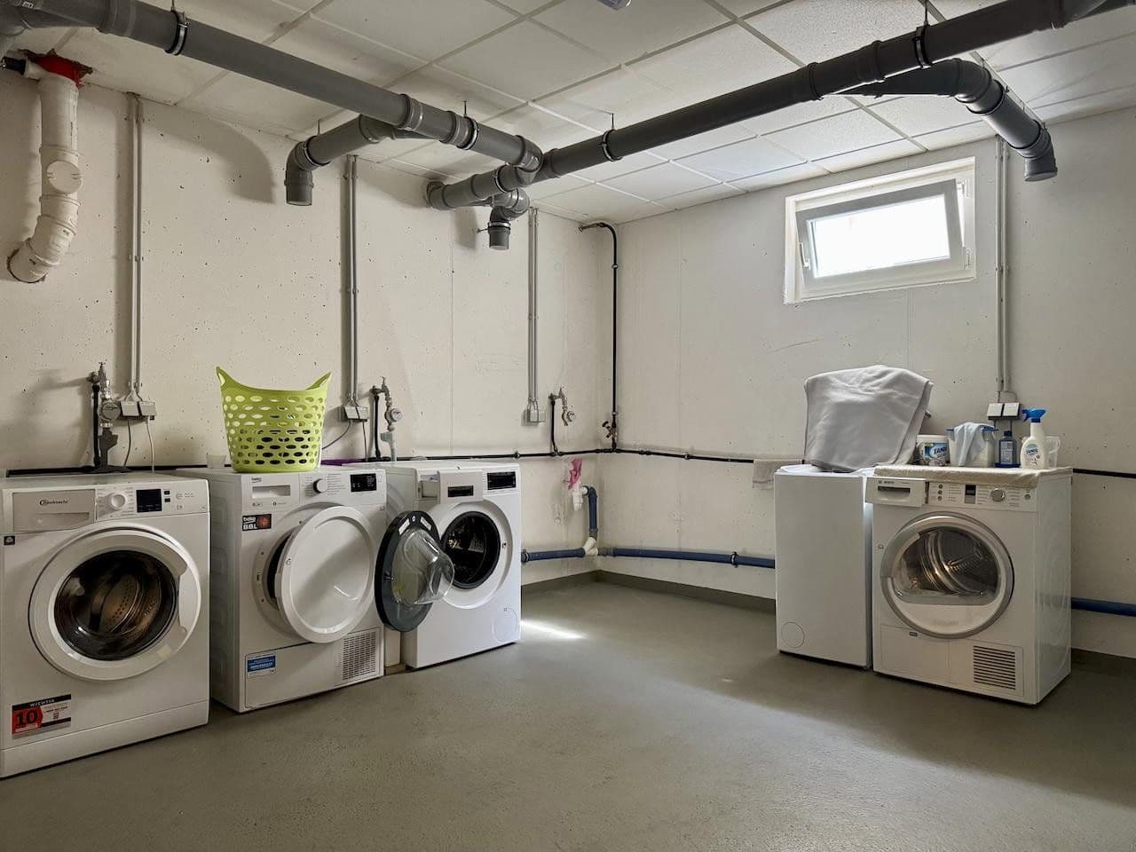 Prodej bytu 3+1 93 m², Robert-Schumann-Straße 49, Neuburg an der Donau, Bavorsko Prodej bytu 3+1 93 m², Robert-Schumann-Straße 49, Neuburg an der Donau, Bavorsko
