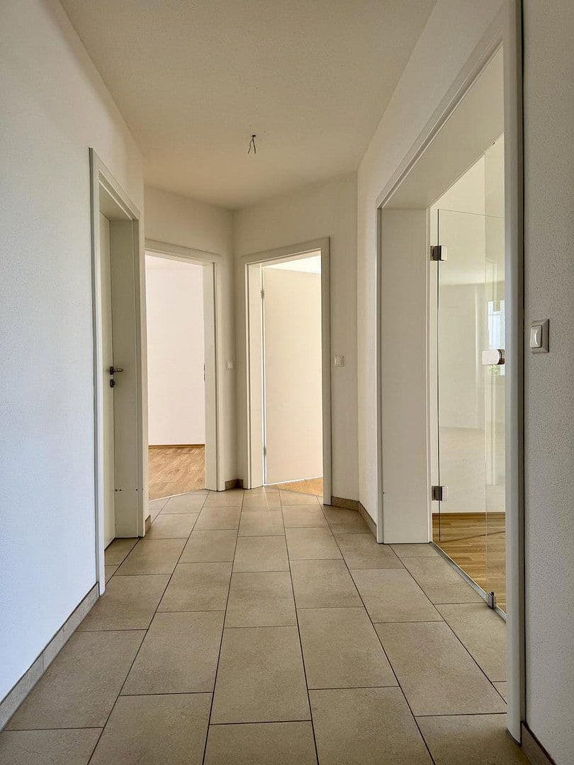 Prodej bytu 3+1 93 m², Robert-Schumann-Straße 49, Neuburg an der Donau, Bavorsko Prodej bytu 3+1 93 m², Robert-Schumann-Straße 49, Neuburg an der Donau, Bavorsko