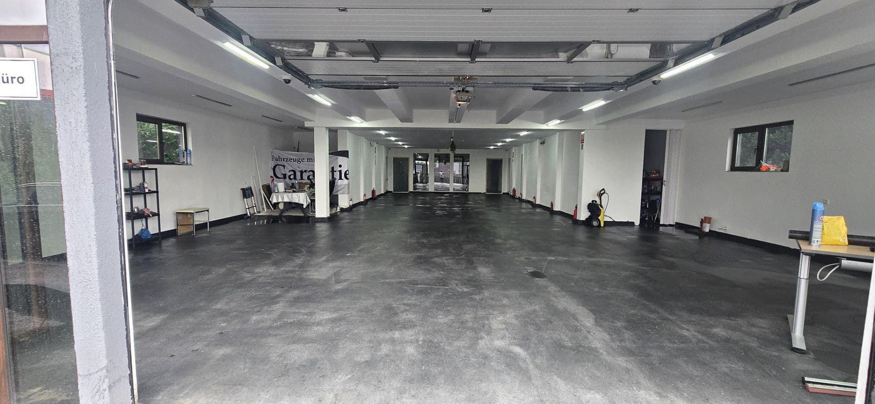 Prodej nebytového prostoru 1.496 m², Leingarten, Bádensko-Württembersko Prodej nebytového prostoru 1.496 m², Leingarten, Bádensko-Württembersko