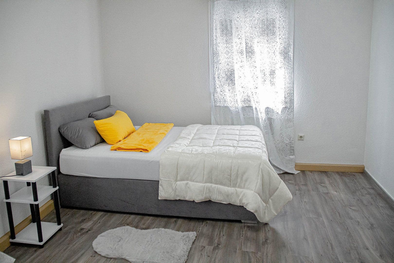 Pronájem bytu 1+1 35 m², Paul-Göbel-Straße 1, Heilbronn, Bádensko-Württembersko Pronájem bytu 1+1 35 m², Paul-Göbel-Straße 1, Heilbronn, Bádensko-Württembersko