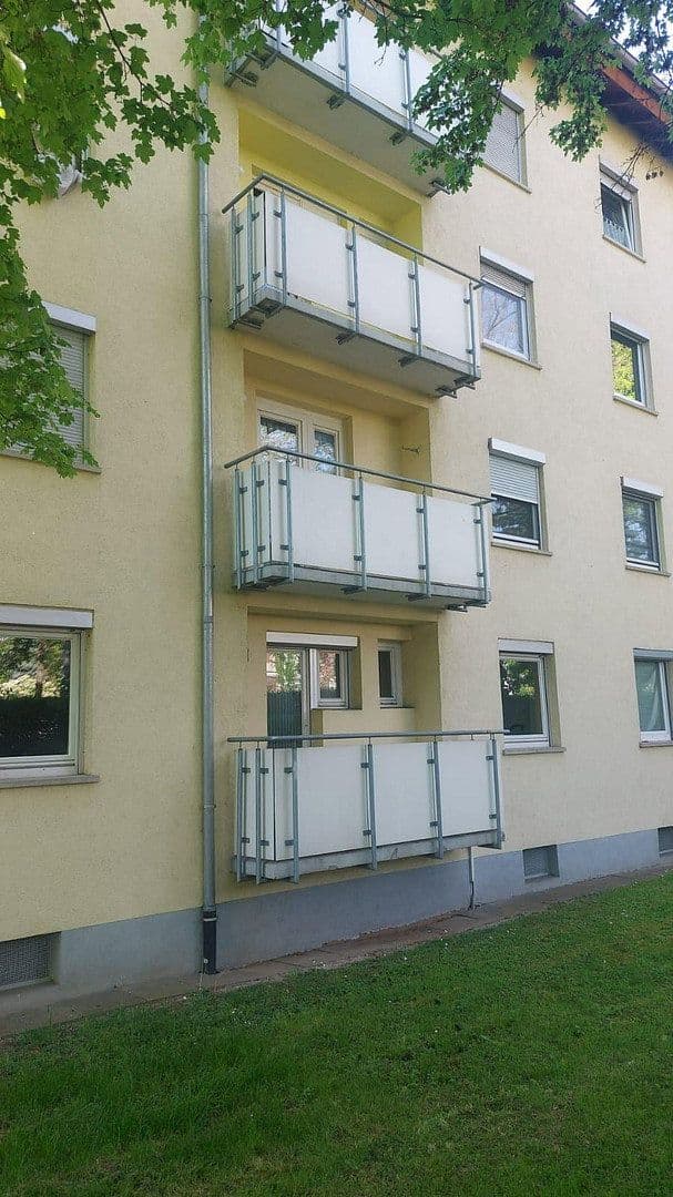 Pronájem bytu 1+1 20 m², Grillparzerweg 6, Heilbronn, Bádensko-Württembersko Pronájem bytu 1+1 20 m², Grillparzerweg 6, Heilbronn, Bádensko-Württembersko