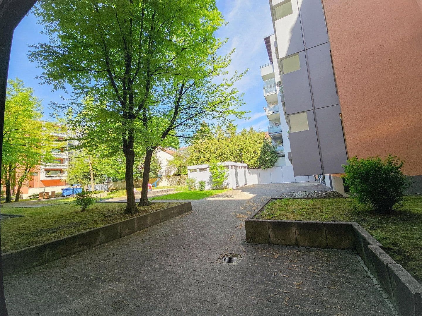 Prodej bytu 3+1 84 m², Herzogstrasse 112, München, Bavorsko Prodej bytu 3+1 84 m², Herzogstrasse 112, München, Bavorsko