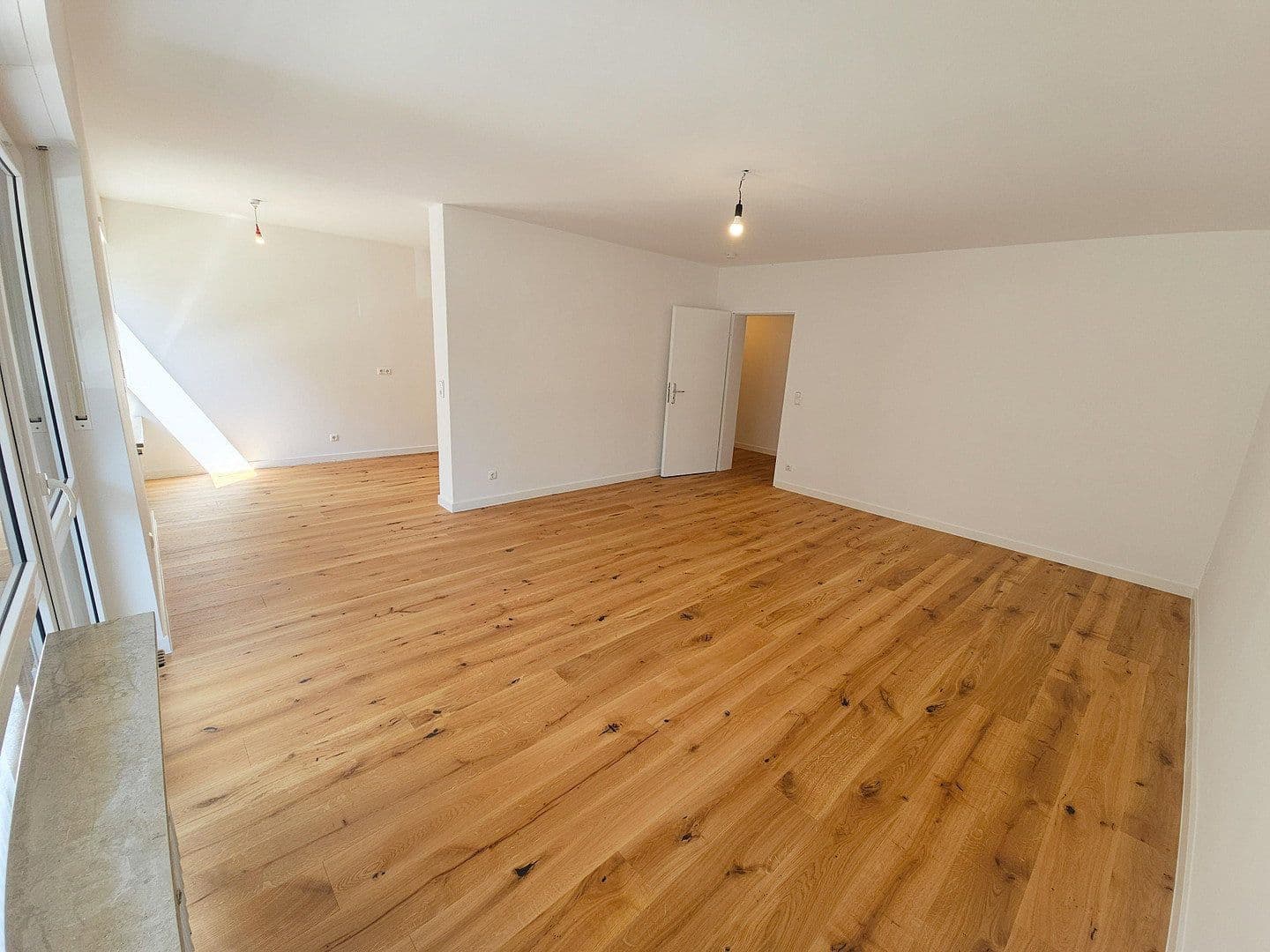 Prodej bytu 3+1 84 m², Herzogstrasse 112, München, Bavorsko Prodej bytu 3+1 84 m², Herzogstrasse 112, München, Bavorsko
