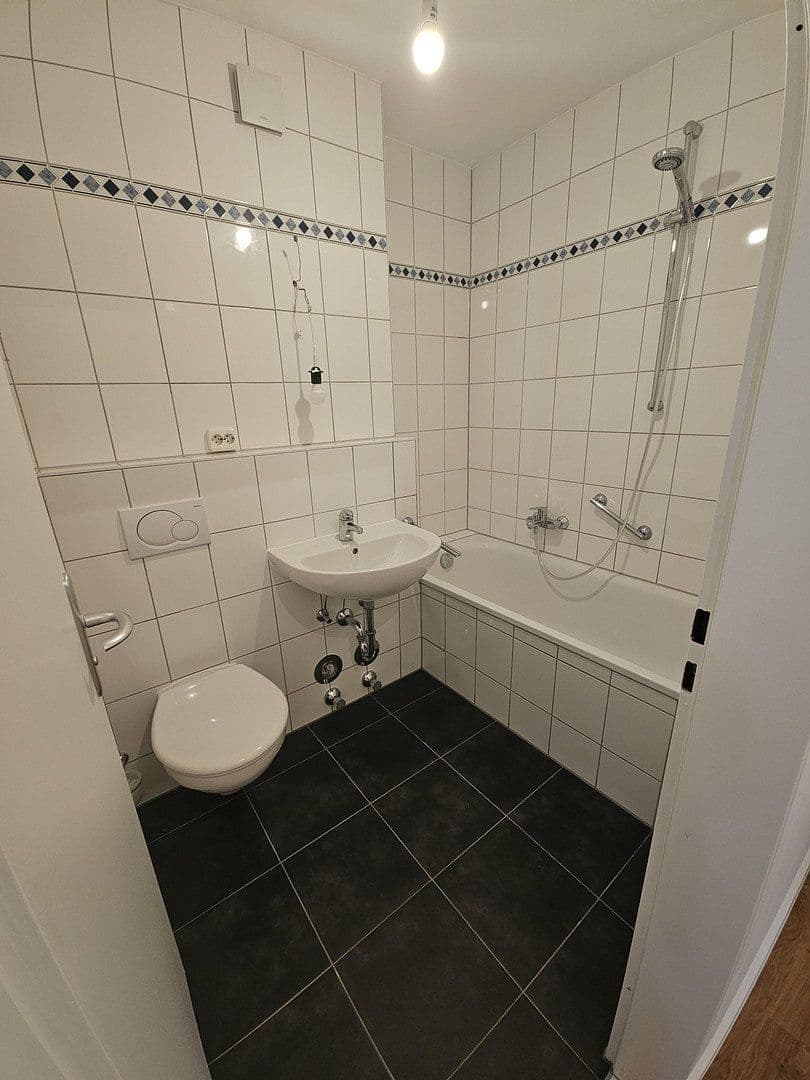 Prodej bytu 3+1 84 m², Herzogstrasse 112, München, Bavorsko Prodej bytu 3+1 84 m², Herzogstrasse 112, München, Bavorsko
