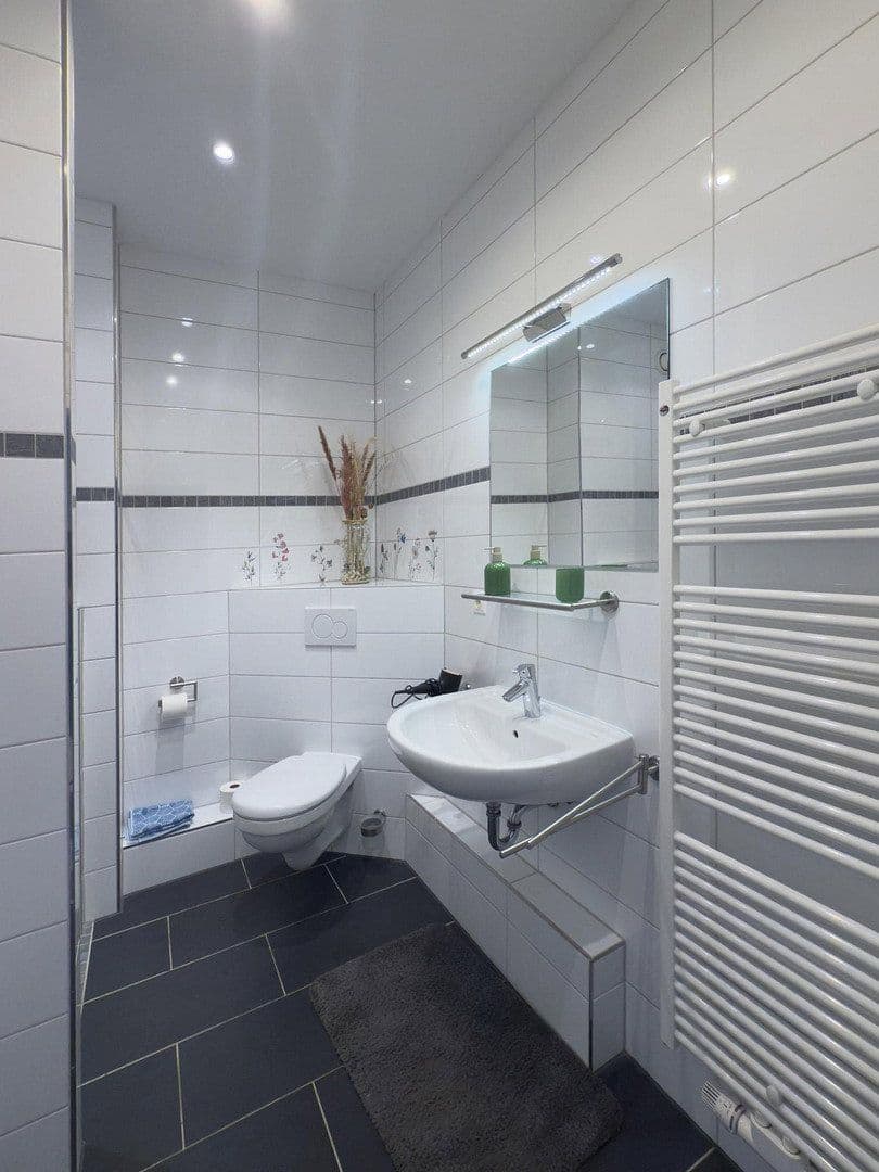 Pronájem domu 141 m², pozemek 196 m², Bad Kreuznach, Porýní-Falc Pronájem domu 141 m², pozemek 196 m², Bad Kreuznach, Porýní-Falc