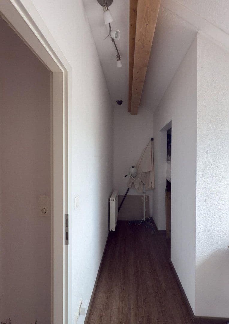 Pronájem domu 141 m², pozemek 196 m², Bad Kreuznach, Porýní-Falc Pronájem domu 141 m², pozemek 196 m², Bad Kreuznach, Porýní-Falc