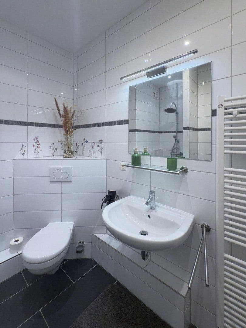 Pronájem domu 141 m², pozemek 196 m², Bad Kreuznach, Porýní-Falc Pronájem domu 141 m², pozemek 196 m², Bad Kreuznach, Porýní-Falc