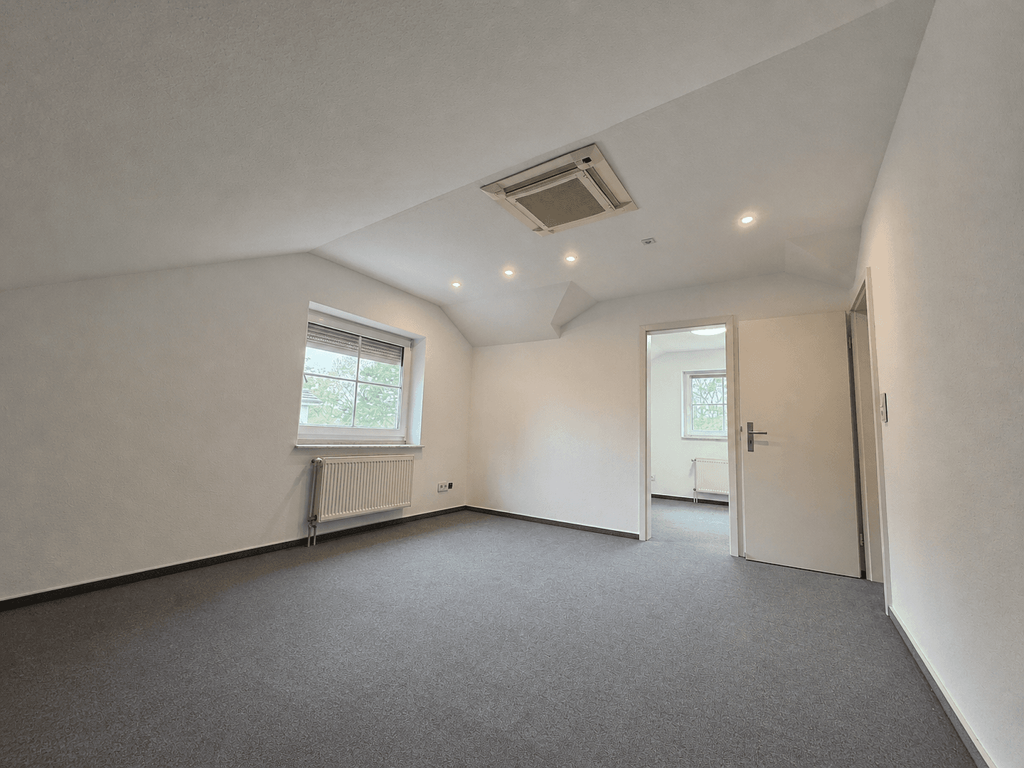 Pronájem bytu 3+1 110 m², Achim, Dolní Sasko Pronájem bytu 3+1 110 m², Achim, Dolní Sasko
