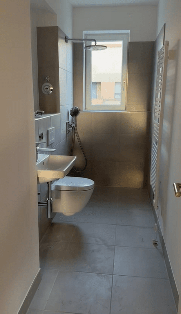 Pronájem bytu 3+1 69 m², Giselastraße 11, Bezirk Lichtenberg, Berlín Pronájem bytu 3+1 69 m², Giselastraße 11, Bezirk Lichtenberg, Berlín