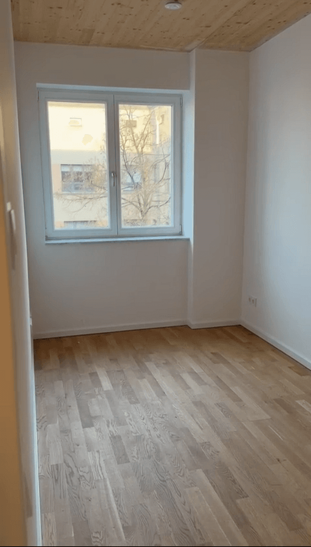 Pronájem bytu 3+1 69 m², Giselastraße 11, Bezirk Lichtenberg, Berlín Pronájem bytu 3+1 69 m², Giselastraße 11, Bezirk Lichtenberg, Berlín