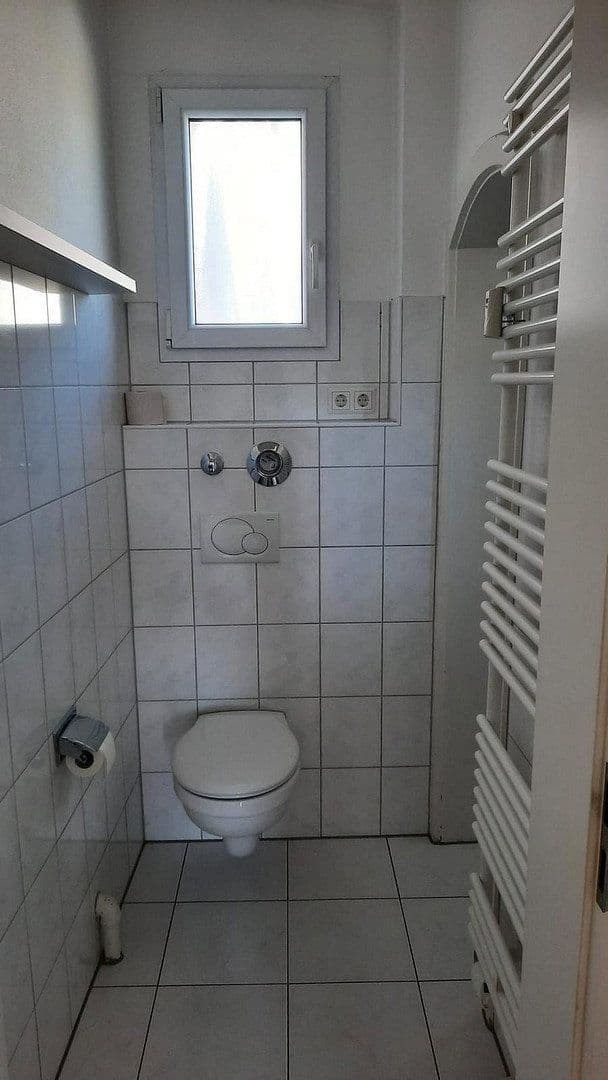 Pronájem bytu 2+1 57 m², Stuttgart, Bádensko-Württembersko Pronájem bytu 2+1 57 m², Stuttgart, Bádensko-Württembersko