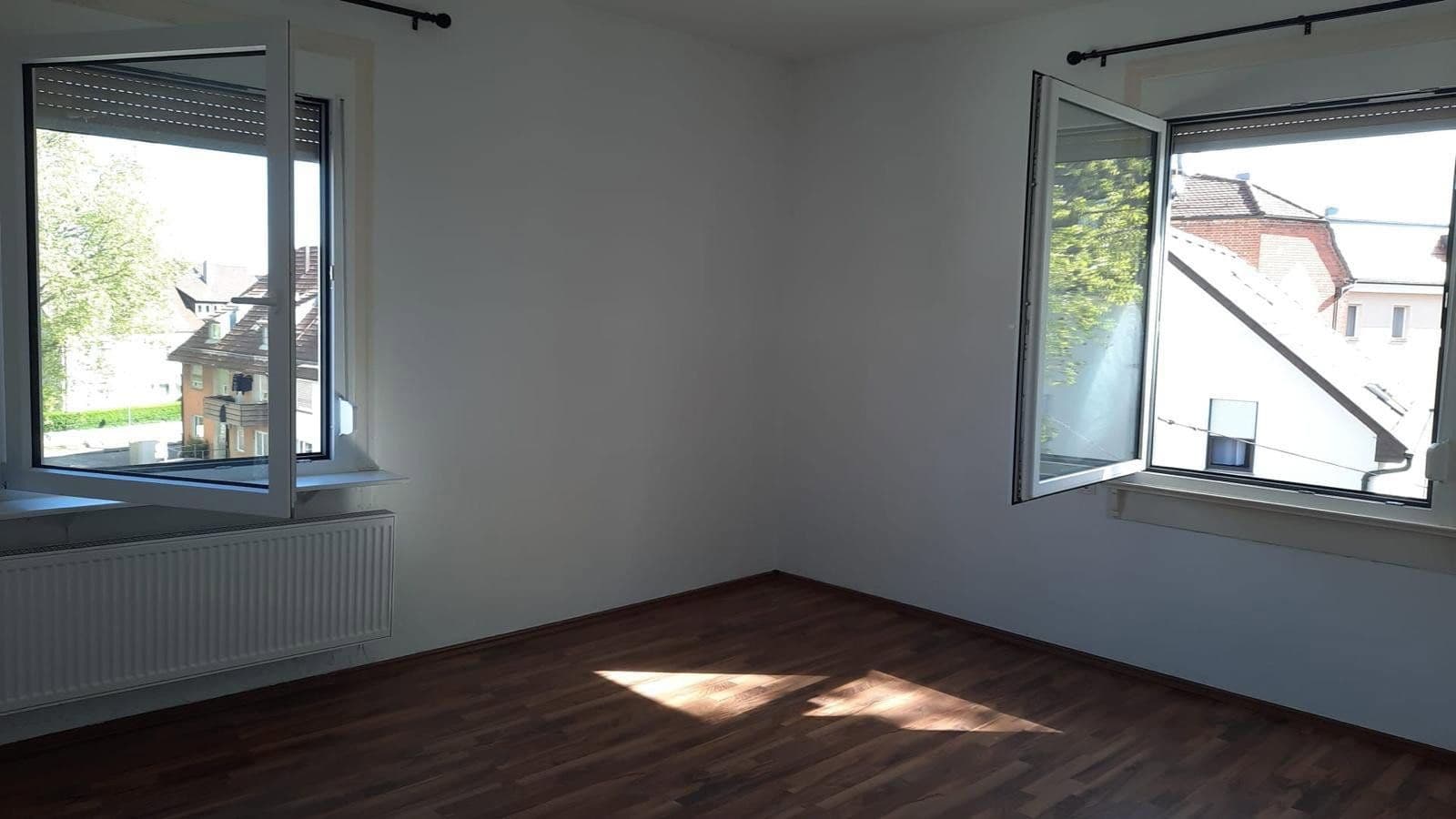 Pronájem bytu 2+1 57 m², Stuttgart, Bádensko-Württembersko Pronájem bytu 2+1 57 m², Stuttgart, Bádensko-Württembersko
