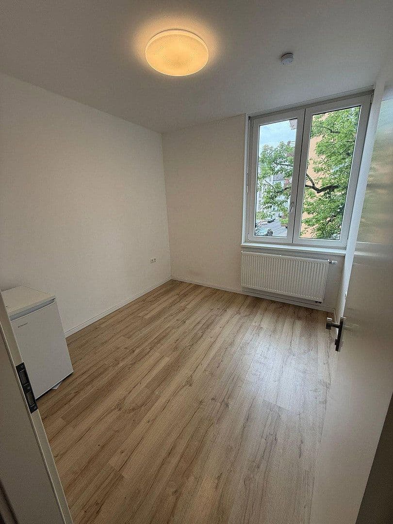 Pronájem bytu 12 m², Karlsruhe, Bádensko-Württembersko Pronájem bytu 12 m², Karlsruhe, Bádensko-Württembersko