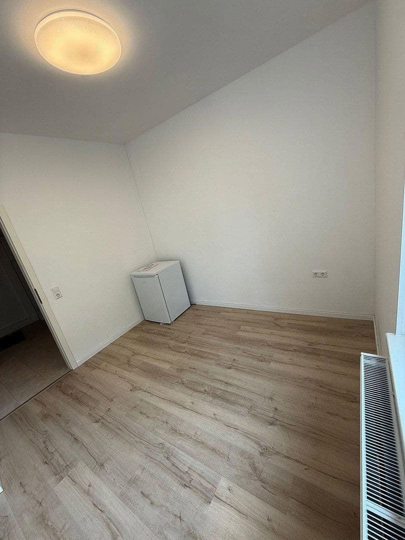 Pronájem bytu 12 m², Karlsruhe, Bádensko-Württembersko Pronájem bytu 12 m², Karlsruhe, Bádensko-Württembersko
