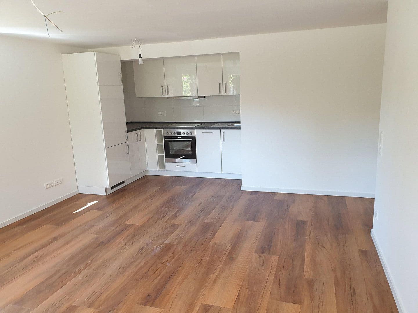 Pronájem bytu 2+1 52 m², Blumenstr. 50, Gerlingen, Bádensko-Württembersko Pronájem bytu 2+1 52 m², Blumenstr. 50, Gerlingen, Bádensko-Württembersko