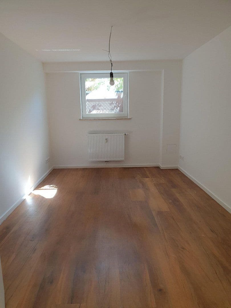 Pronájem bytu 2+1 52 m², Blumenstr. 50, Gerlingen, Bádensko-Württembersko Pronájem bytu 2+1 52 m², Blumenstr. 50, Gerlingen, Bádensko-Württembersko