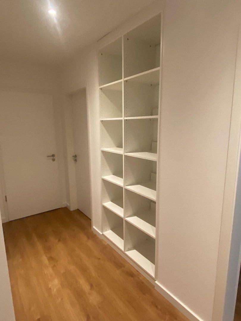 Pronájem bytu 4+1 149 m², Uhlenhorster Weg 31A, Hamburg, Hamburg Pronájem bytu 4+1 149 m², Uhlenhorster Weg 31A, Hamburg, Hamburg