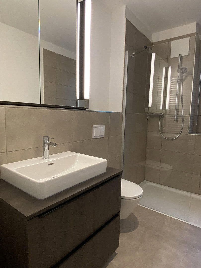 Pronájem bytu 4+1 149 m², Uhlenhorster Weg 31A, Hamburg, Hamburg Pronájem bytu 4+1 149 m², Uhlenhorster Weg 31A, Hamburg, Hamburg