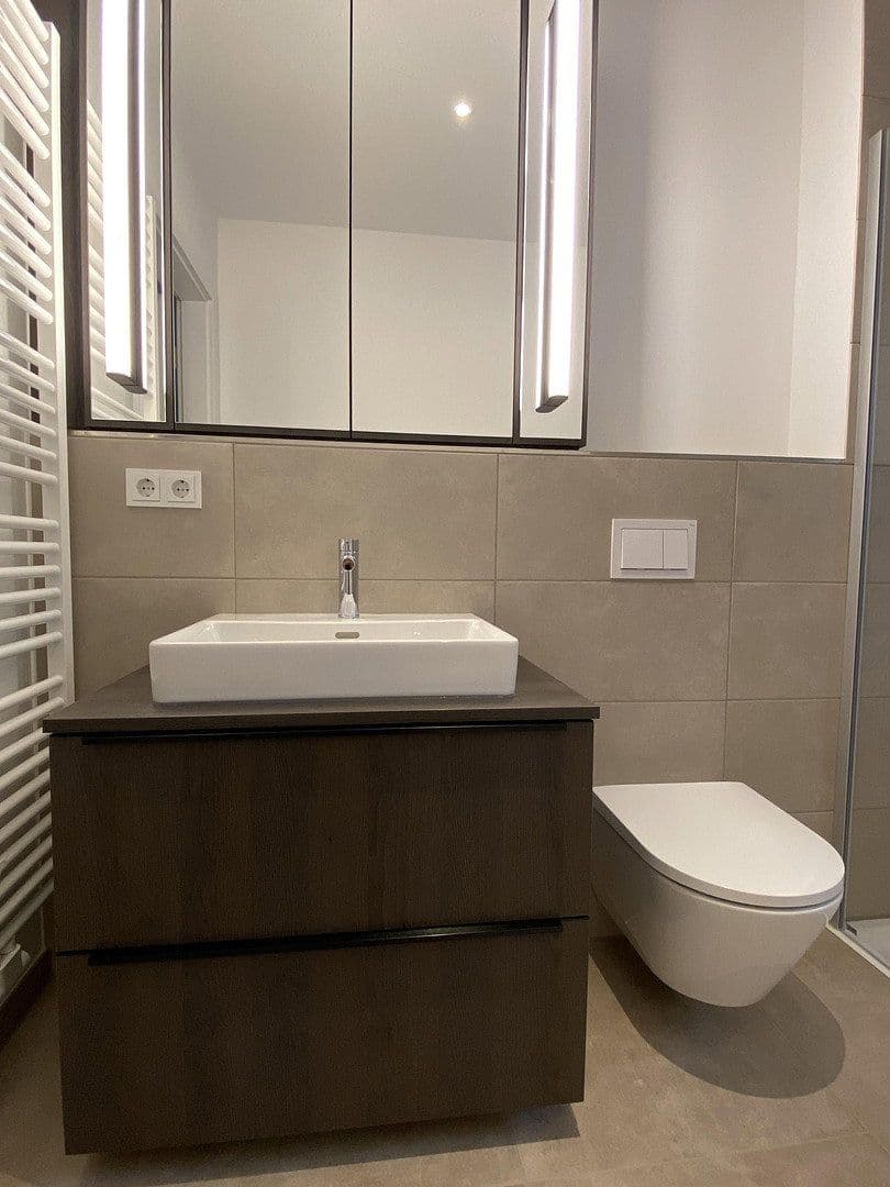 Pronájem bytu 4+1 149 m², Uhlenhorster Weg 31A, Hamburg, Hamburg Pronájem bytu 4+1 149 m², Uhlenhorster Weg 31A, Hamburg, Hamburg