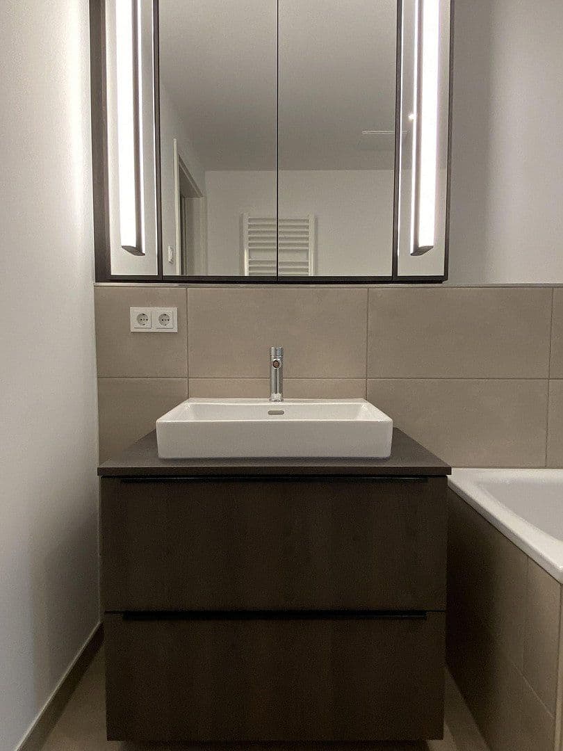 Pronájem bytu 4+1 149 m², Uhlenhorster Weg 31A, Hamburg, Hamburg Pronájem bytu 4+1 149 m², Uhlenhorster Weg 31A, Hamburg, Hamburg