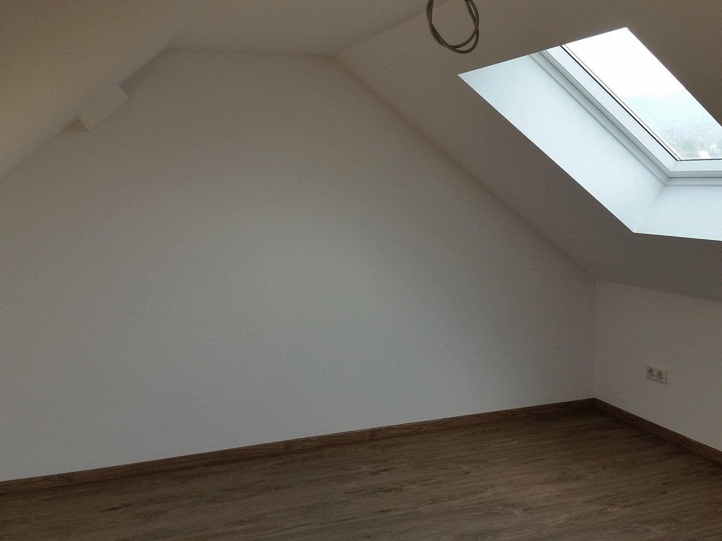 Pronájem bytu 3+1 102 m², Harleshäuser Straße 133, Kassel, Hessen Pronájem bytu 3+1 102 m², Harleshäuser Straße 133, Kassel, Hessen