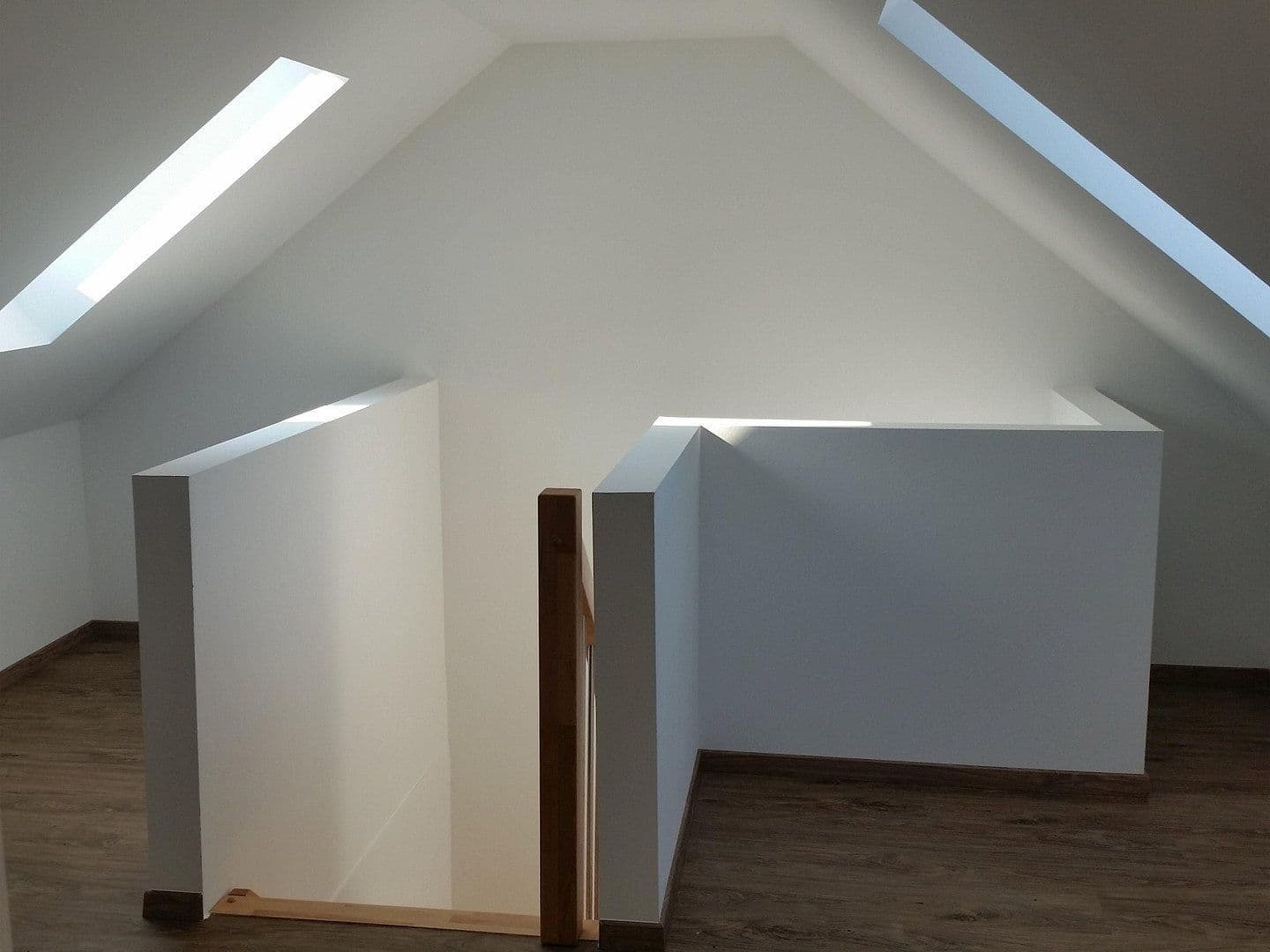 Pronájem bytu 3+1 102 m², Harleshäuser Straße 133, Kassel, Hessen Pronájem bytu 3+1 102 m², Harleshäuser Straße 133, Kassel, Hessen