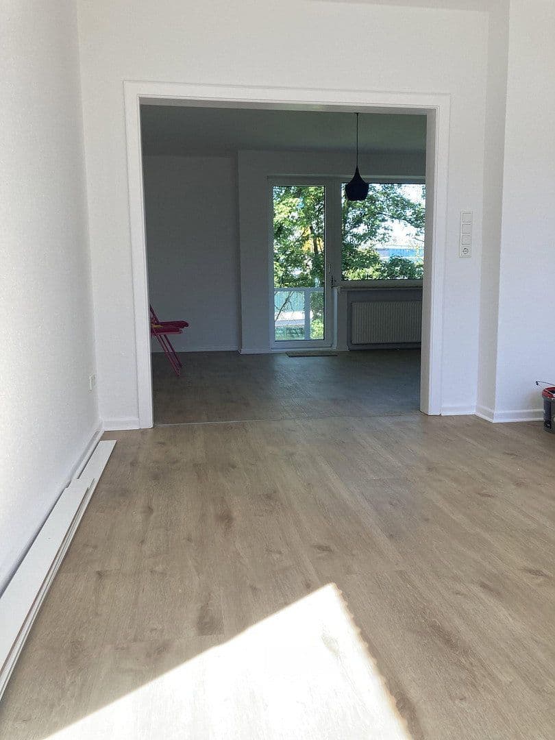 Pronájem bytu 3+1 80 m², Bremen, Bremen Pronájem bytu 3+1 80 m², Bremen, Bremen
