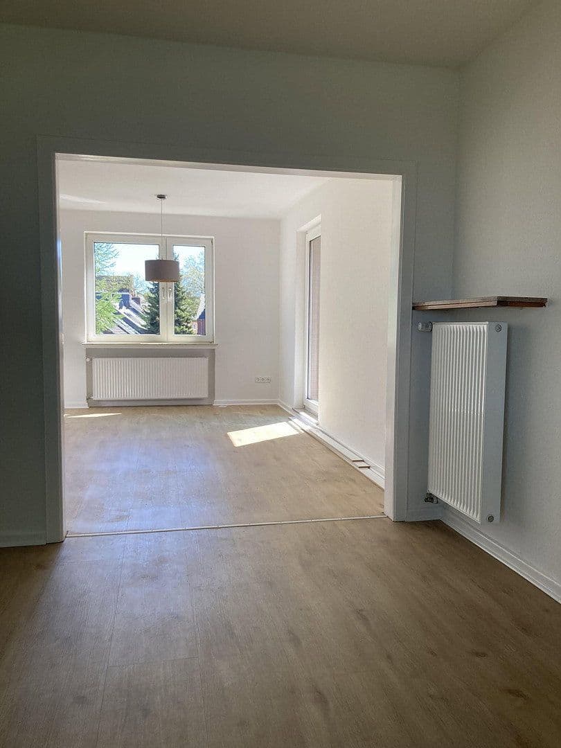 Pronájem bytu 3+1 80 m², Bremen, Bremen Pronájem bytu 3+1 80 m², Bremen, Bremen