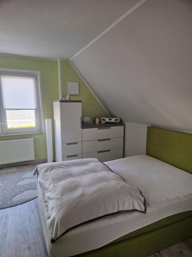 Prodej domu 122 m², pozemek 656 m², Hohe Börde, Sasko-Anhaltsko Prodej domu 122 m², pozemek 656 m², Hohe Börde, Sasko-Anhaltsko
