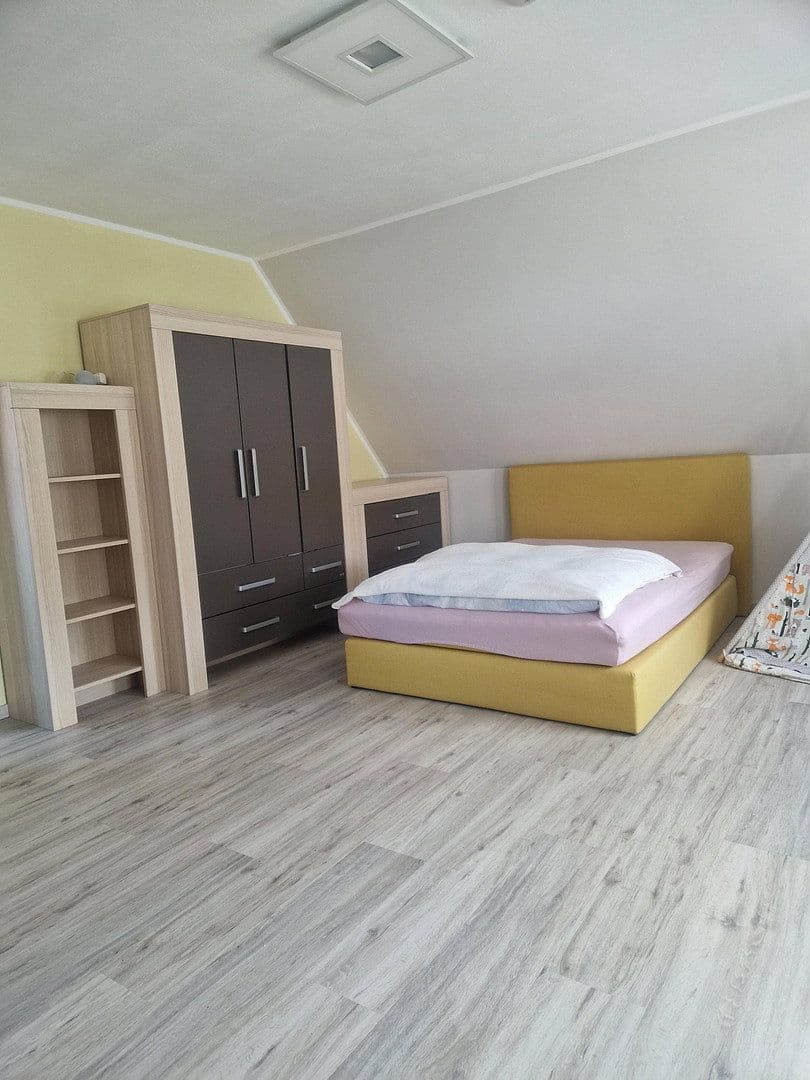 Prodej domu 122 m², pozemek 656 m², Hohe Börde, Sasko-Anhaltsko Prodej domu 122 m², pozemek 656 m², Hohe Börde, Sasko-Anhaltsko