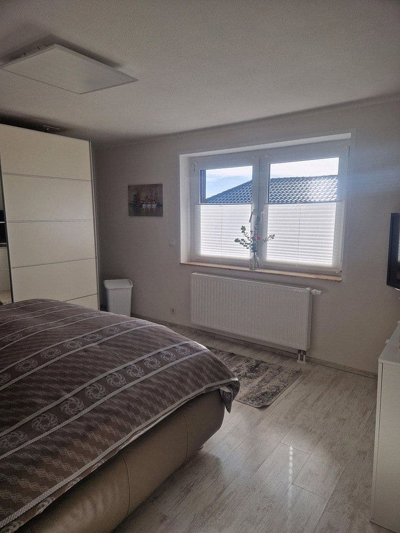 Prodej domu 122 m², pozemek 656 m², Hohe Börde, Sasko-Anhaltsko Prodej domu 122 m², pozemek 656 m², Hohe Börde, Sasko-Anhaltsko
