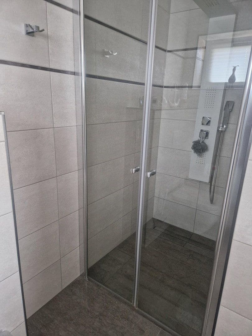 Prodej domu 122 m², pozemek 656 m², Hohe Börde, Sasko-Anhaltsko Prodej domu 122 m², pozemek 656 m², Hohe Börde, Sasko-Anhaltsko