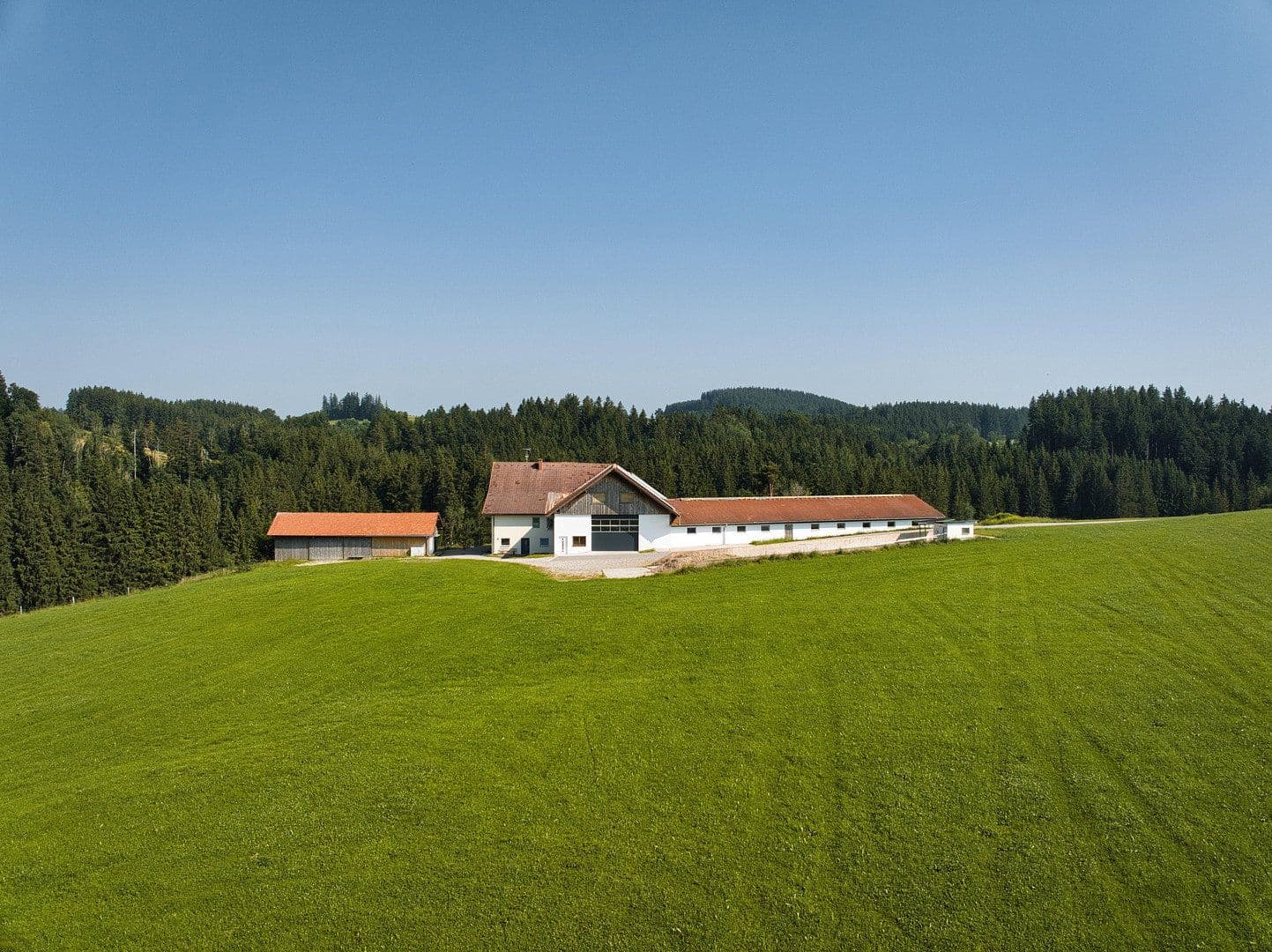 Prodej domu 223 m², pozemek 4.000 m², Wiggensbach, Bavorsko Prodej domu 223 m², pozemek 4.000 m², Wiggensbach, Bavorsko