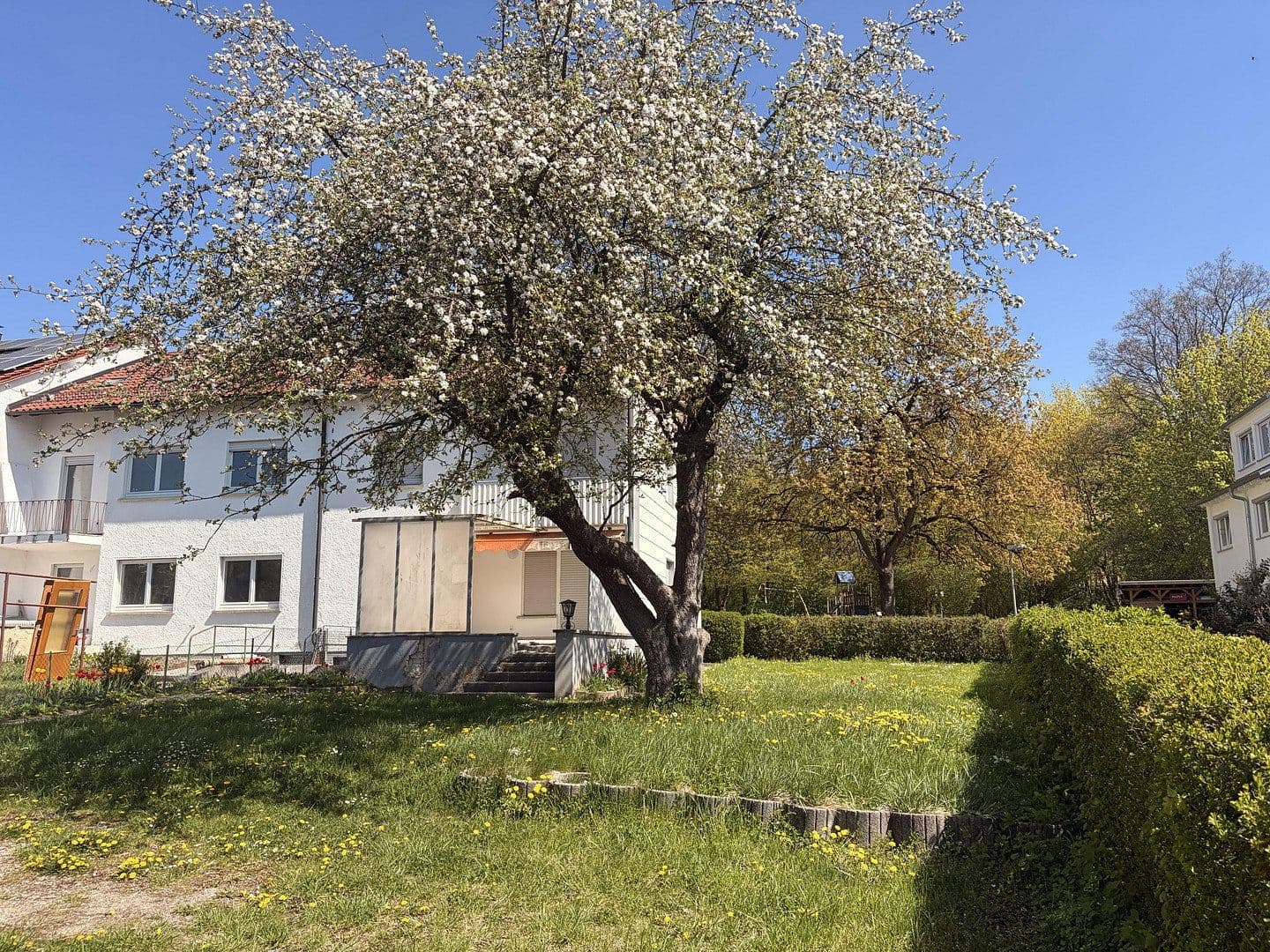 Prodej domu 120 m², pozemek 512 m², Rieslingweg 21, Ulm, Bádensko-Württembersko Prodej domu 120 m², pozemek 512 m², Rieslingweg 21, Ulm, Bádensko-Württembersko