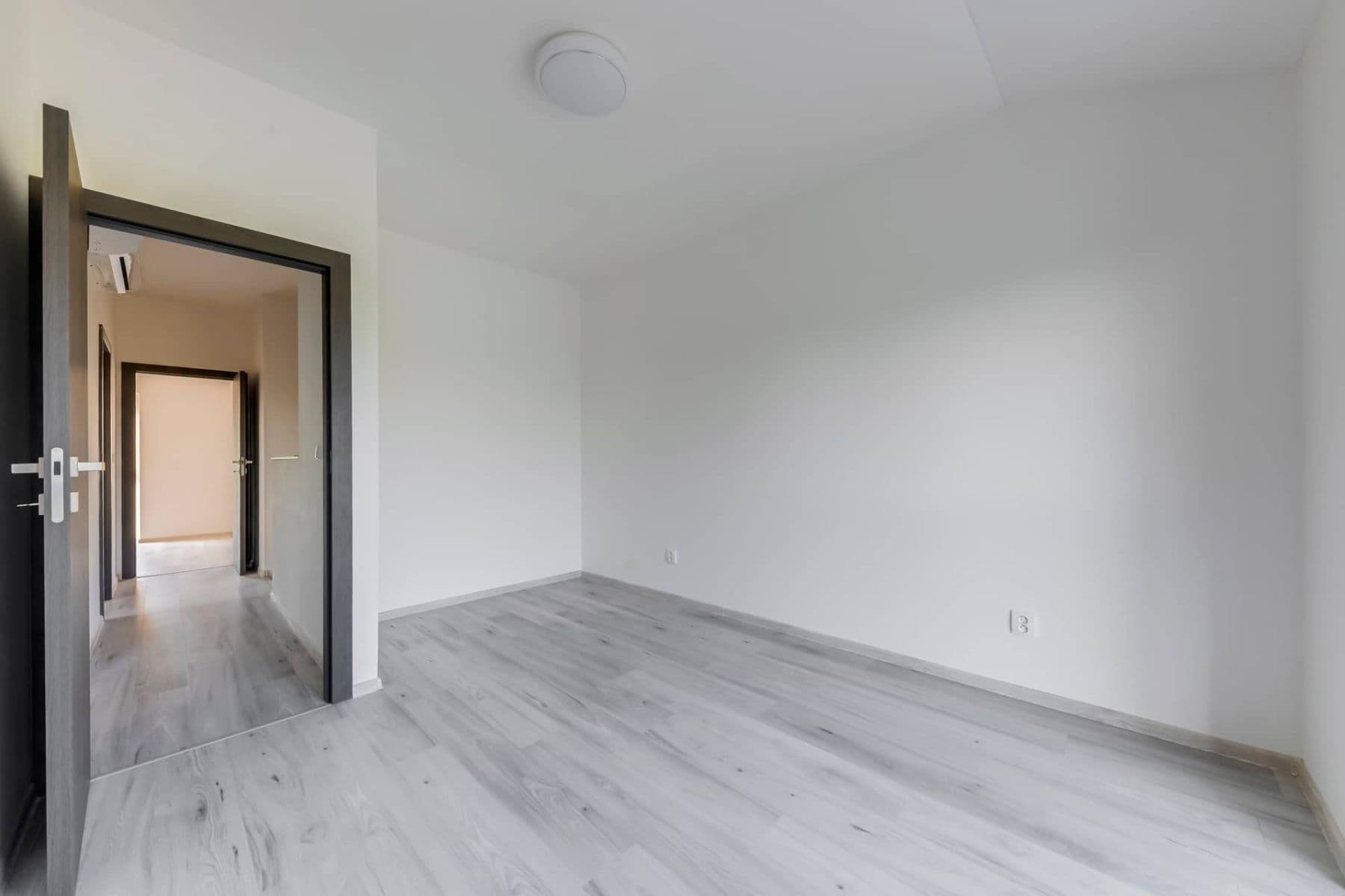 Prodej domu 116 m², pozemek 294 m², Pětihosty, Středočeský kraj Prodej domu 116 m², pozemek 294 m², Pětihosty, Středočeský kraj