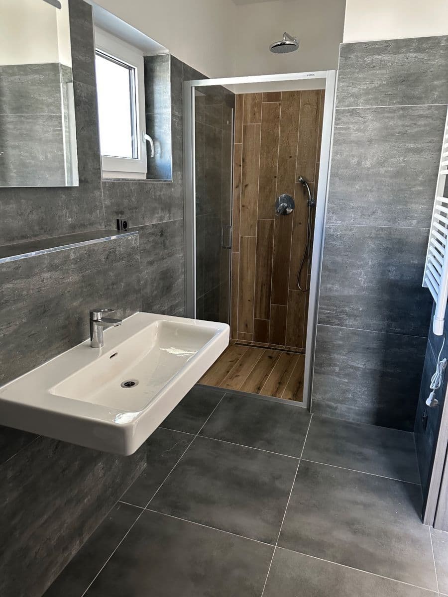 Prodej domu 116 m², pozemek 294 m², Pětihosty, Středočeský kraj Prodej domu 116 m², pozemek 294 m², Pětihosty, Středočeský kraj