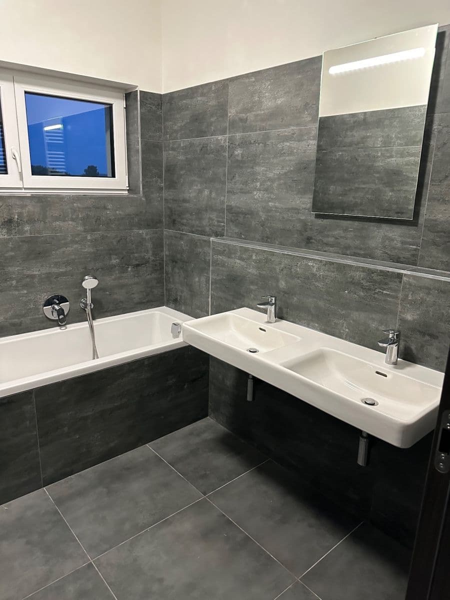 Prodej domu 116 m², pozemek 294 m², Pětihosty, Středočeský kraj Prodej domu 116 m², pozemek 294 m², Pětihosty, Středočeský kraj