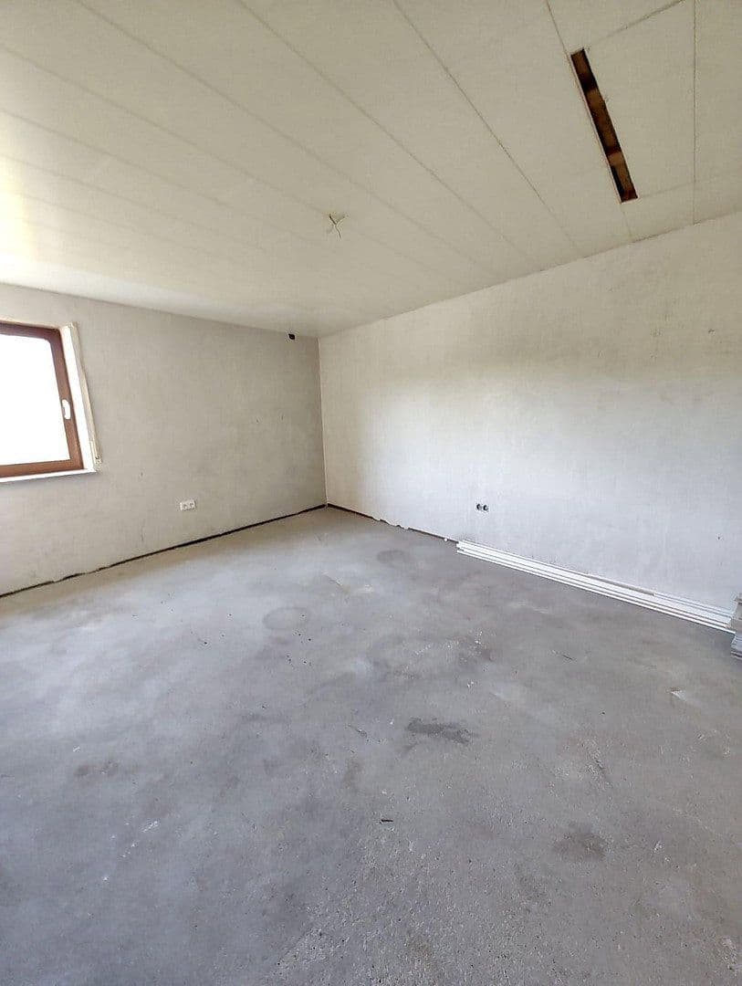Prodej domu 294 m², pozemek 822 m², Östringen, Bádensko-Württembersko Prodej domu 294 m², pozemek 822 m², Östringen, Bádensko-Württembersko