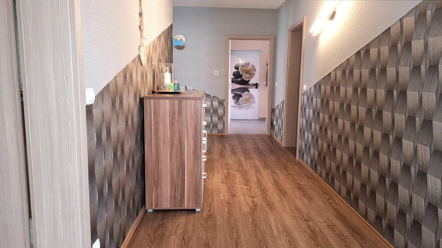 Prodej domu 175 m², pozemek 711 m², Barsinghausen, Dolní Sasko Prodej domu 175 m², pozemek 711 m², Barsinghausen, Dolní Sasko