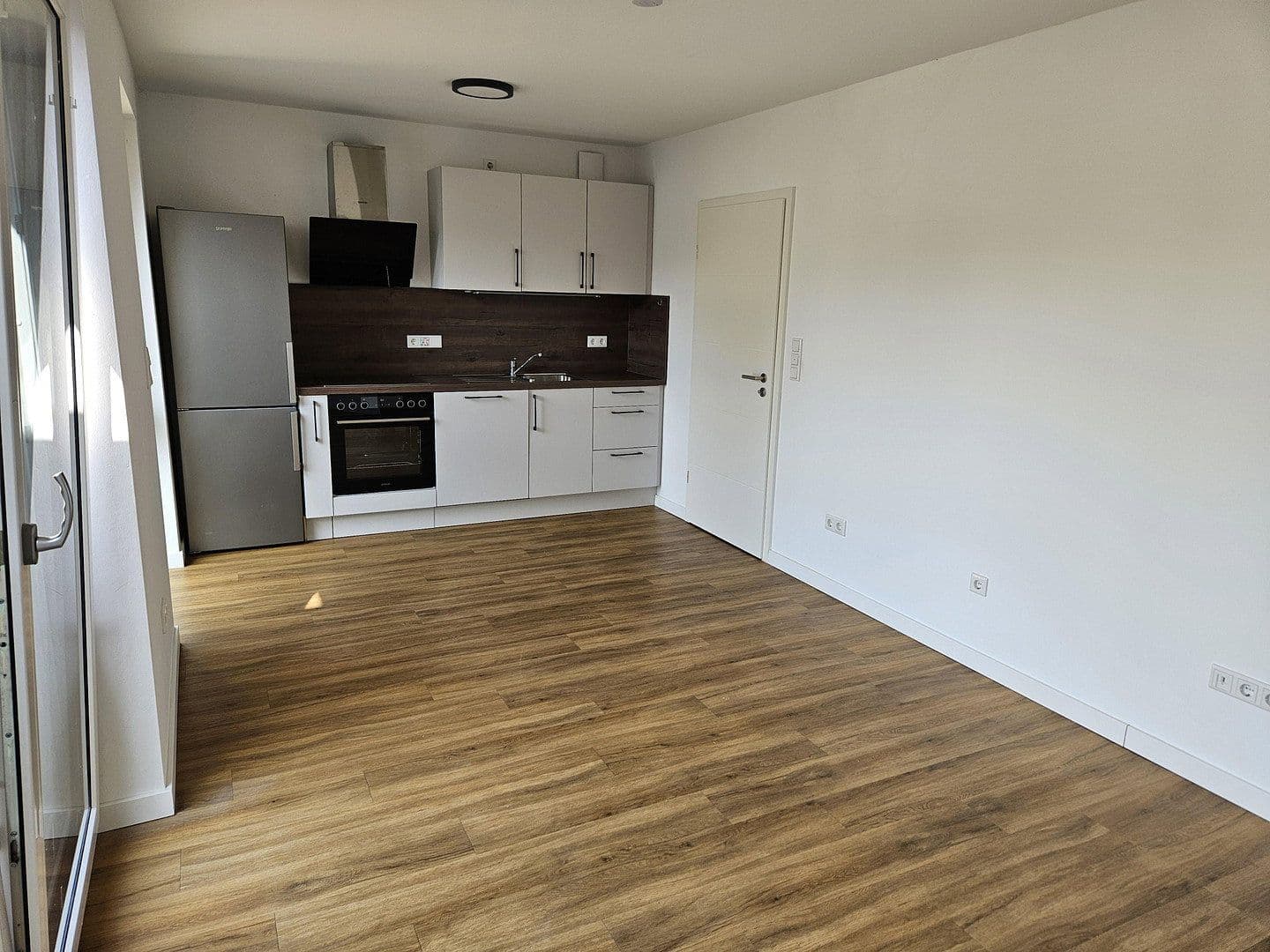 Pronájem bytu 2+1 52 m², Westheimer Straße 3, Hofgeismar, Hessen Pronájem bytu 2+1 52 m², Westheimer Straße 3, Hofgeismar, Hessen