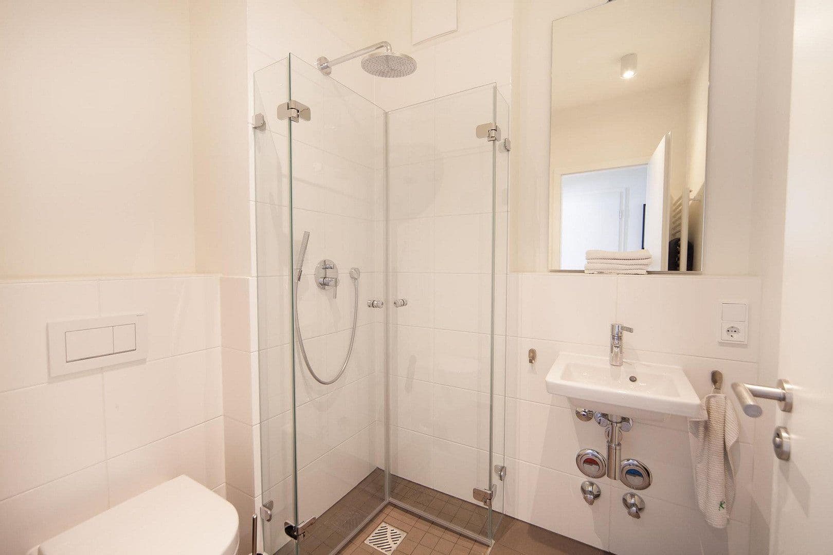 Pronájem bytu 3+1 108 m², Beuthstr. 14, Berlin, Berlín Pronájem bytu 3+1 108 m², Beuthstr. 14, Berlin, Berlín
